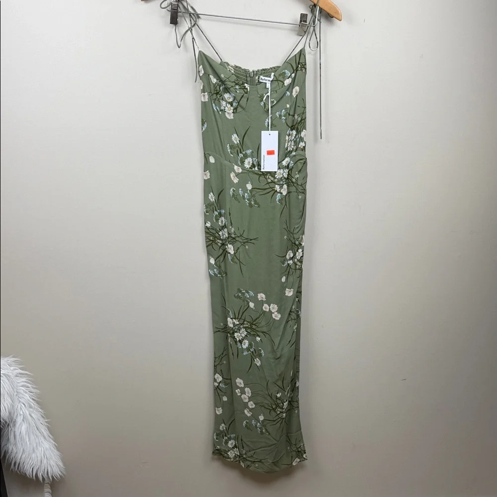 ❌❌SOLD❌❌NEW Reformation Kourtney Sage Floral Maxi Dress in Bonita 2 - Picture 10 of 16